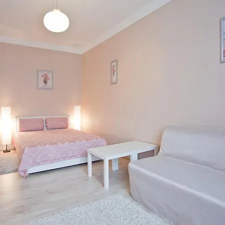 Tsentr Nezavisimosti 35 * Minsk